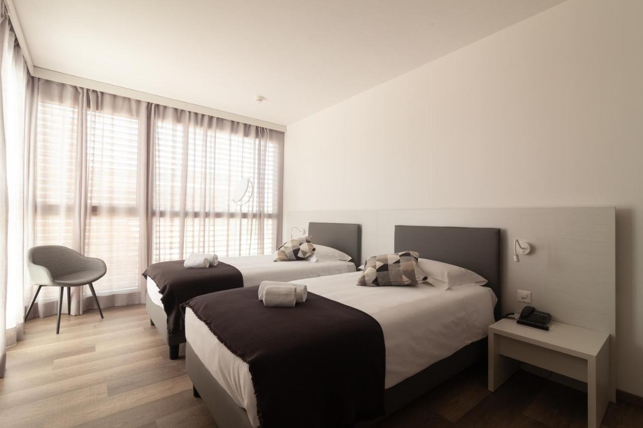 Hotel Albergo Milano Мендризио Экстерьер фото